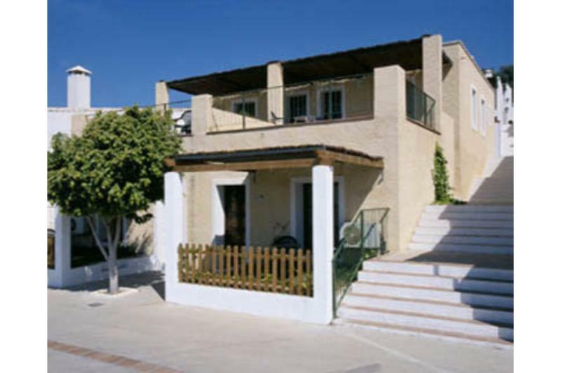 Villa De La Axarquia Периана Экстерьер фото